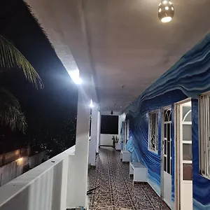 Hotel Blue